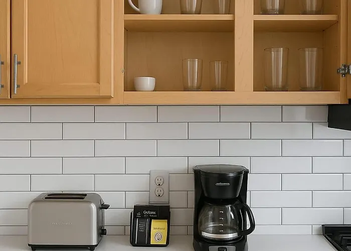 1br Fully Equipped & - Belmont Rep Appartamento *